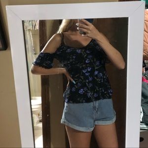 American Eagle Cold Shoulder Top